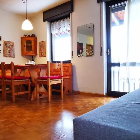 Tipico Bilocale Nel Condominio Primiero *